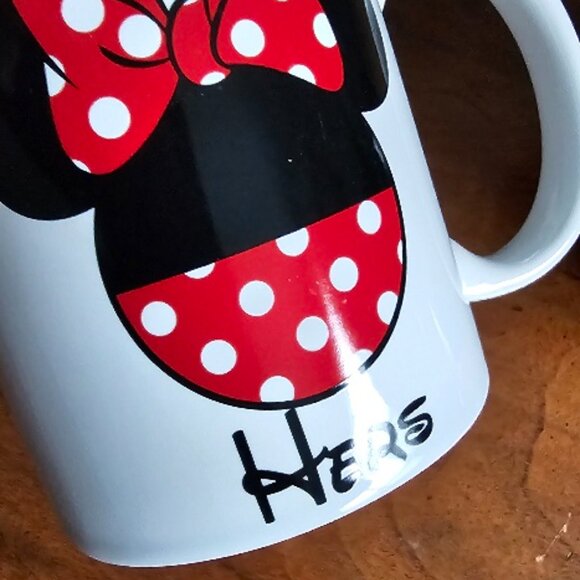 3 Disney Cups Mugs, His, Hers, and Lidded Ceramic Cup Mug Mickey Mouse ~ USED ~ - Picture 3 of 4